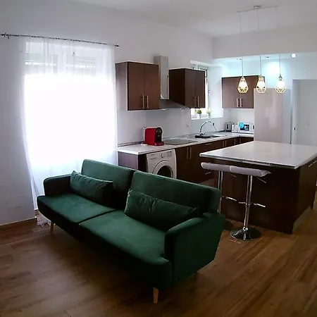 Malaga Home Apartment *