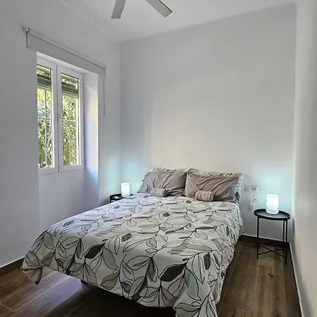 Malaga Home Apartment *